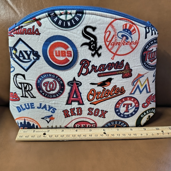 MLB Tradition Cotton Clutch/Makeup Bag - Picture 6 of 8